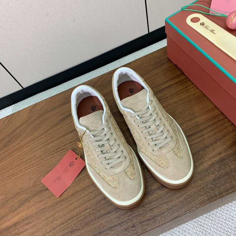 L0r0 P1ana sneakers